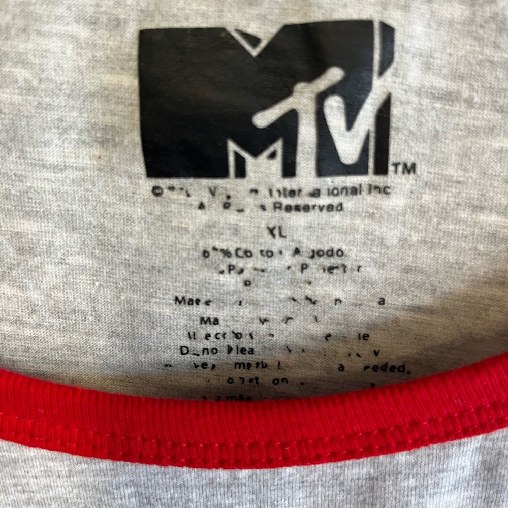 MTV. XL, grey, tank top, preowned good condition Music Television with red trim. - Picture 3 of 4